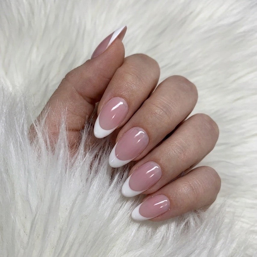 Eternal Elegance – Klassische French Almond